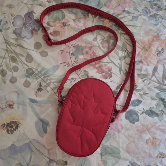 lululemon athletica Handbags - Lululemon Team Canada Future Legacy Crossbody Bag Red Bag Proudly Canadian